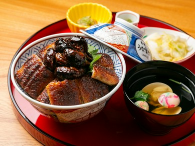 至福の丼！青うなぎの身と肝を一度に満喫『肝入上うなぎ丼』