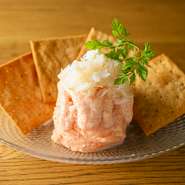 蟹身と明太子で仕上げた串亭人気の逸品が復活です