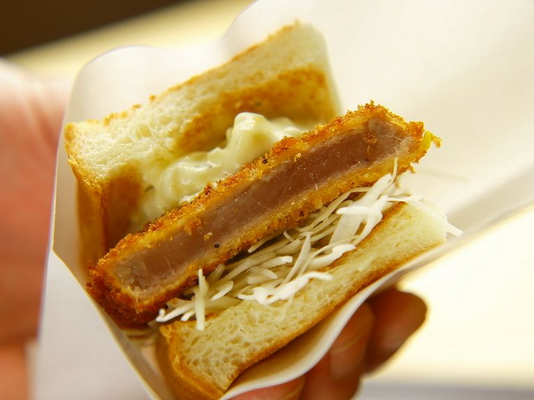 鮪カツサンド