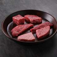 店主が厳選した食材を巧みな鉄板技術で焼き上げ、ベストなタイミングでお召し上がりいただけます。