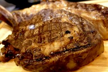 神戸牛の「トマホークステーキ」をメインとしたコース