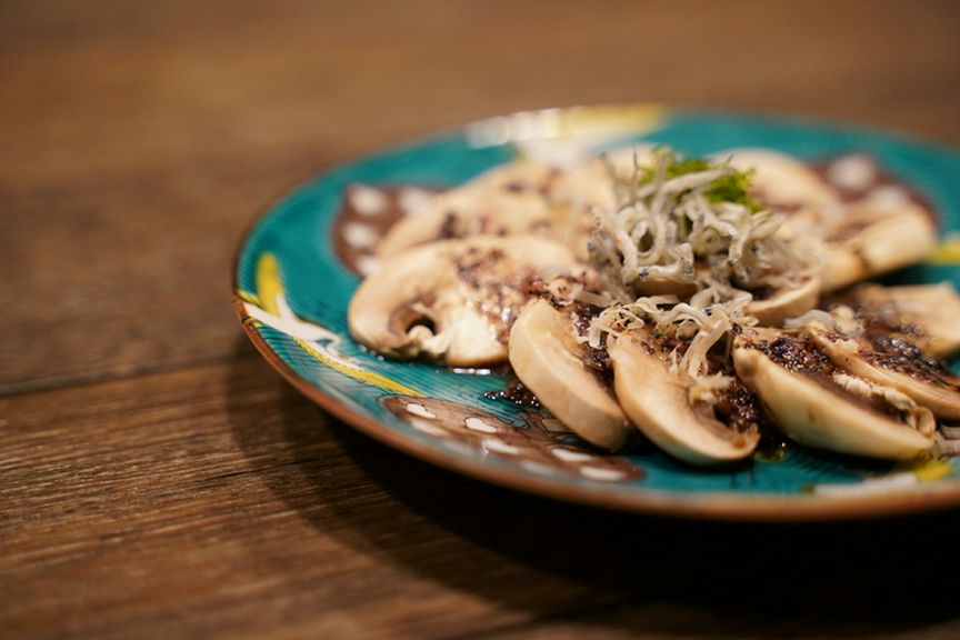 生マッシュルームのサラダ