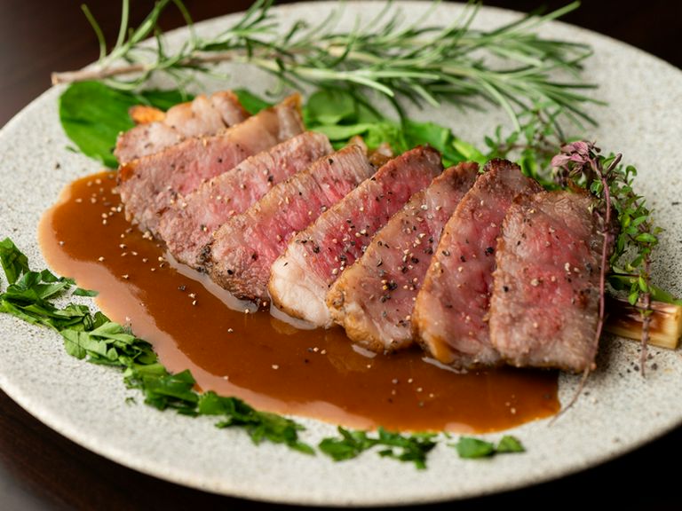 やわらかくておいしい『肉汁溢れ出す能登牛A4ランク サーロイン』