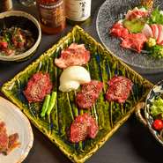 馬肉の本場熊本県の契約牧場から直送で届く、新鮮な馬肉を活かした個性豊かなメニューを楽しめる馬肉料理専門店です。名古屋で本格的な馬肉を、ぜひお楽しみください。