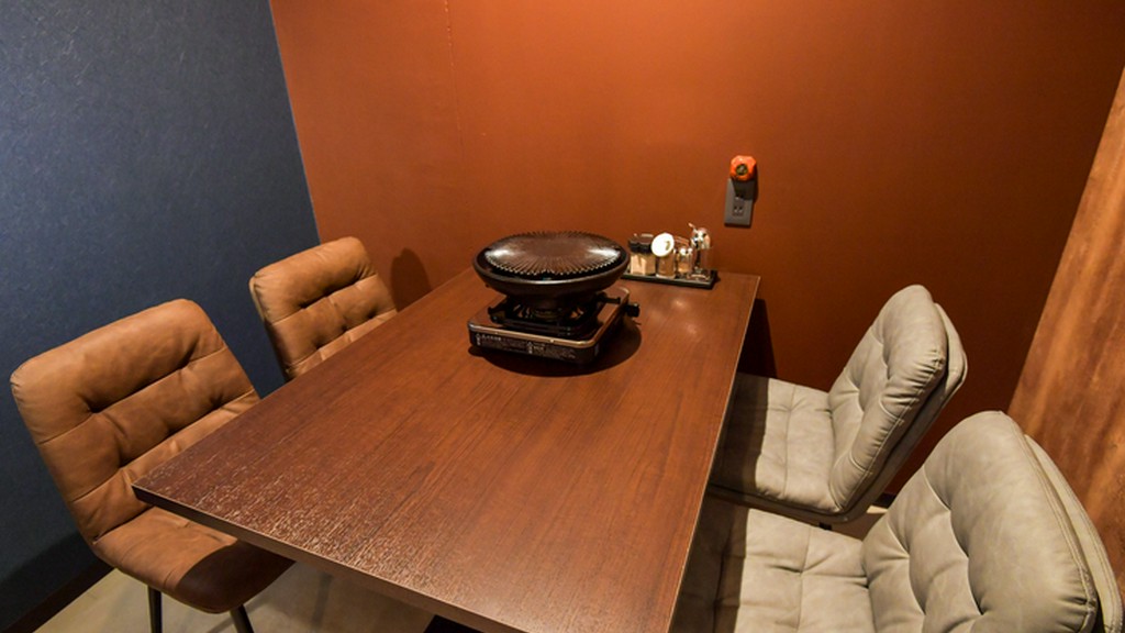 ヘルシーな馬肉を囲んで、いつもと一味違う女子会