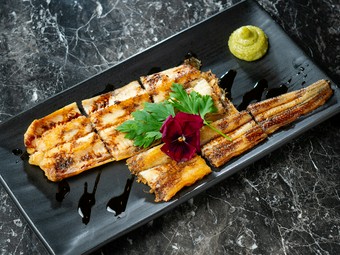 広島人気の味わいを東京で。『広島穴子の白焼き』