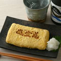 飲み放題もOK。好みのグラスを片手に手づくり料理に舌鼓