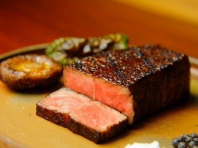 熊本県産「あか牛」使用『牛の薪焼き　ミスジ（250g）』