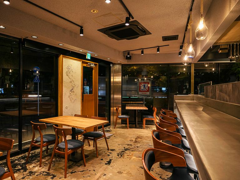 友人たちとのいつもの集いから、貸し切り営業も相談可