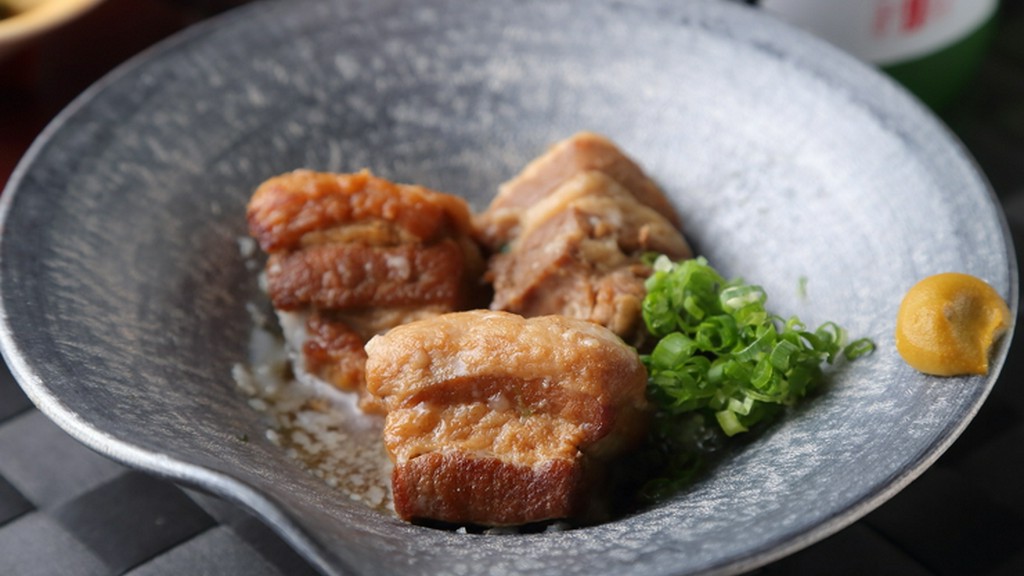 口の中でとろける旨みと食感『鹿児島黒豚の角煮』