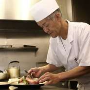 鹿児島の豊かな大自然の中で育まれた滋味溢れる農畜産物を「一人でも多くの方に楽しんでいただきたい」と話す池田さん。生産者の思いを汲み取り、それぞれの肉の魅力を活かすため、情熱を傾けています。