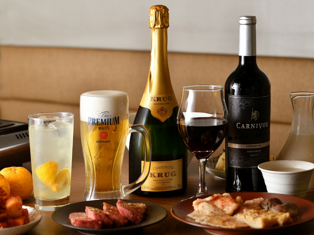 焼肉のおいしさがさらに引き立つ、コース限定のフリードリンク