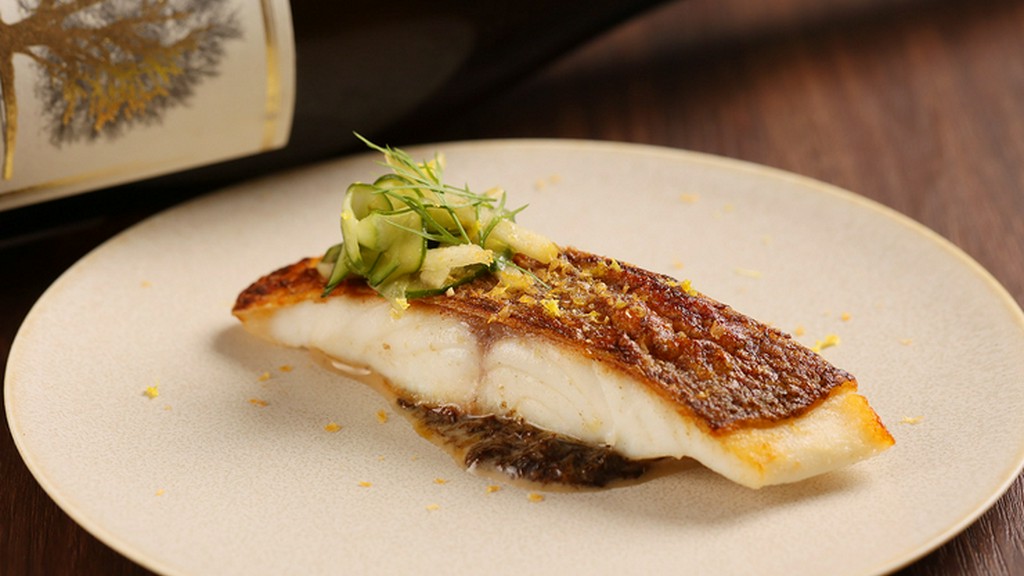 特別な日を彩る料理とお酒、個室空間が至福の食体験に誘う