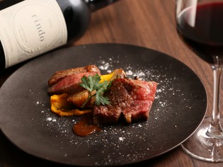 旬の滋味に富む多彩な皿×肉料理を満喫できる『コース料理』
