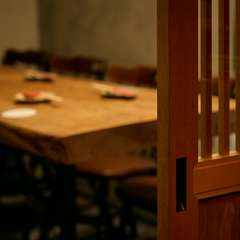 ８名席の完全個室ご用意