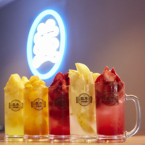 130種以上の豊富なドリンクメニュー