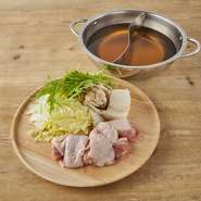 追加具材
・鶏モモ330円 
・白菜220円
・しめじ165円
・水菜220円
・豆腐110円
・野菜セット550円
・雑炊セット275円