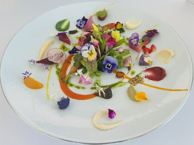 ミシュラン三ツ星店で長年活躍した料理人が自らの集大成を披露