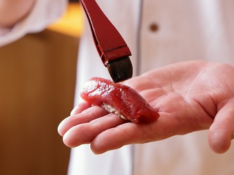 銀座一の赤身の漬け