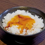 北海道比布町産かっぱの健卵使用。440円／卵単品　165円