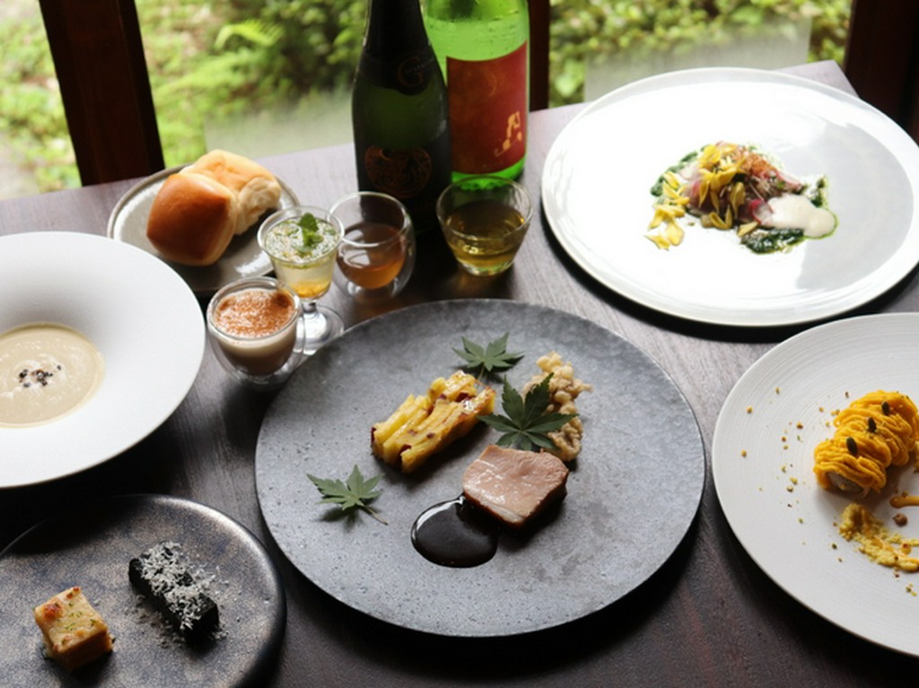 糸島の新鮮食材を使ったフランス料理と日本酒のペアリング