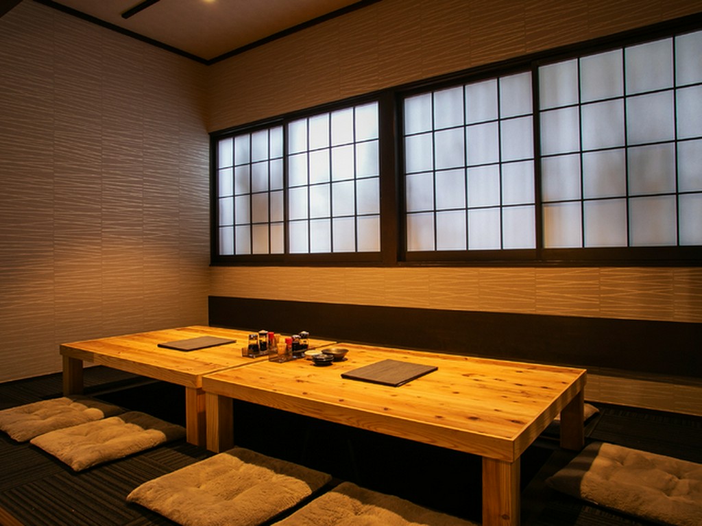 足を伸ばしてリラックス。プライベート感あふれるくつろぎ空間