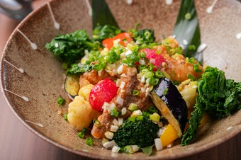 糸島食材の魅力が満載！『真鯛のユーリンチー風』