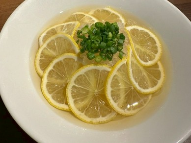 名物新鮮！和牛生ハツ刺し