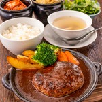 ・デミグラスソース　・和風アップルジンジャーソース　・鬼おろしポン酢