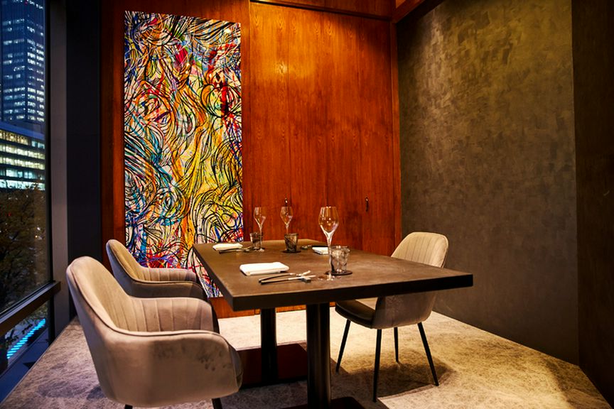 デートにも最適な個室でゆったり過ごすこともできる