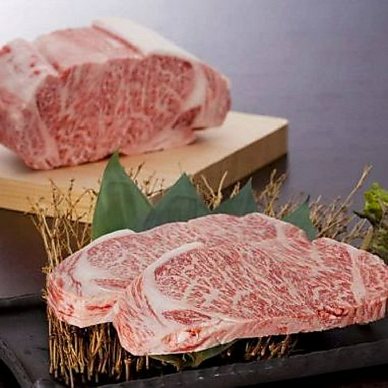 厳選　熊本県産あか牛をご用意