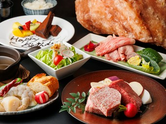 高級食材がテーブルを彩る、至福のひととき