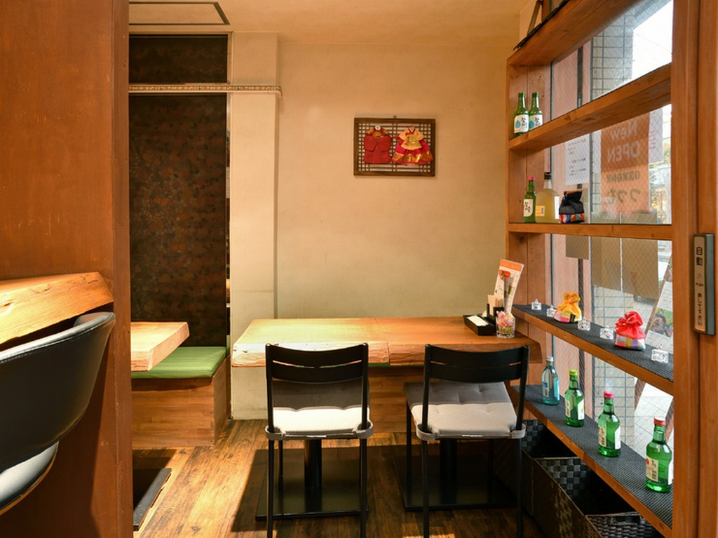 家庭的なあたたかさに包まれた、コリアンダイニング