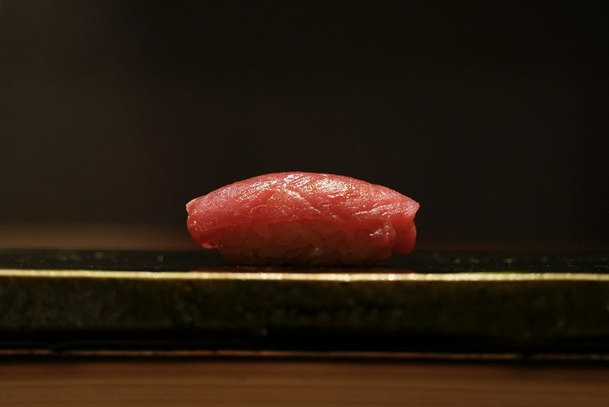 厳選鮪と温度管理で至高の一貫『鮪』