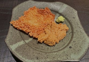 五味の絶妙バランス『あん肝のペーストとシャリせんべい』