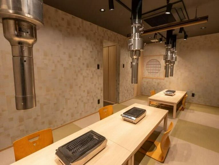 2階席は最大14名規模のグループ・団体利用も可