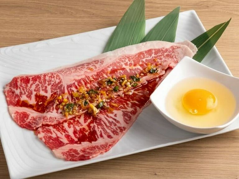 一枚一枚を贅沢に味わう焼きすき