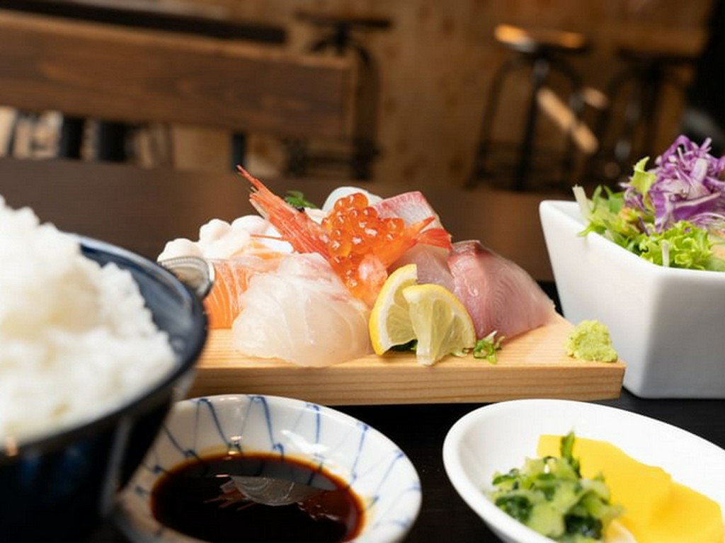 お刺身定食（ランチ）