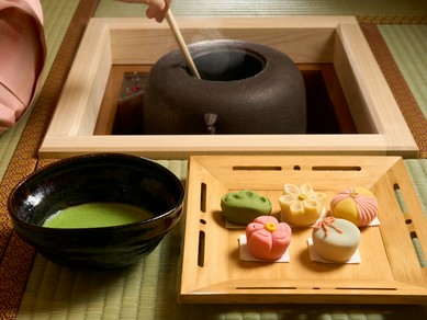 茶道体験も相談の上可能！女将が点てる『抹茶』と手作り『和菓子』