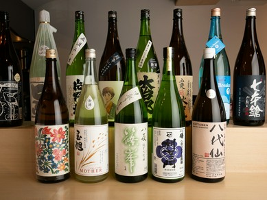 関西エリアを中心とした酒蔵の銘酒を揃えた『日本酒各種』