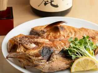 魚の旨みが凝縮された『ハイパー干物クリエイターの金目鯛開き』