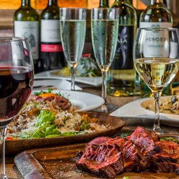 人気メニューを揃えたパーティプランは飲み放題付!