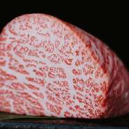 一口ごとに贅沢な味わいを感じさせてくれるハラミやサガリ