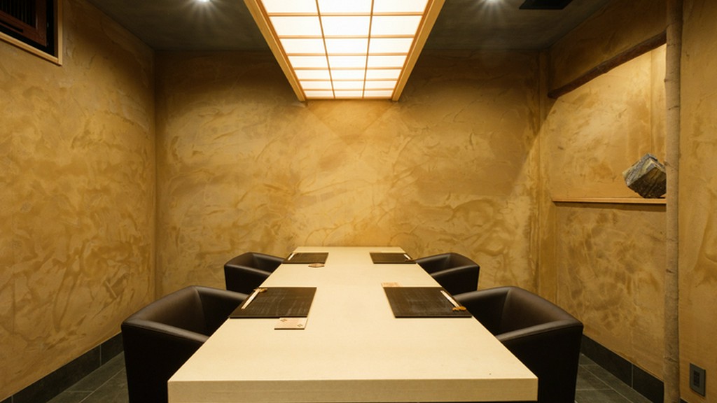 プライベート空間で、趣向を凝らした美味と共におもてなし