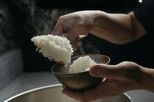 一粒一粒のおいしさにこだわり抜いたご飯