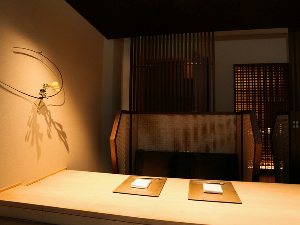 五感で味わう感動の美食体験！贅沢なひとときを、大切な人と共に