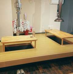 団体・グループでの楽しい食事は、掘りごたつの小上がりで