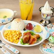 家族揃っての外食に最適なお店。お子様から年配の方まで楽しめ、三世代での食事会にピッタリです。お子様メニューが用意されているのもうれしいところ。