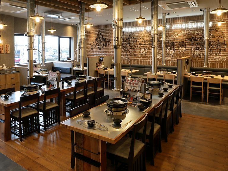 宴会にうってつけ。ジンギスカンを囲んで、心温まるひととき