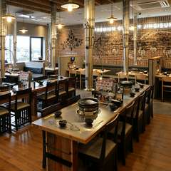 宴会にうってつけ。ジンギスカンを囲んで、心温まるひととき